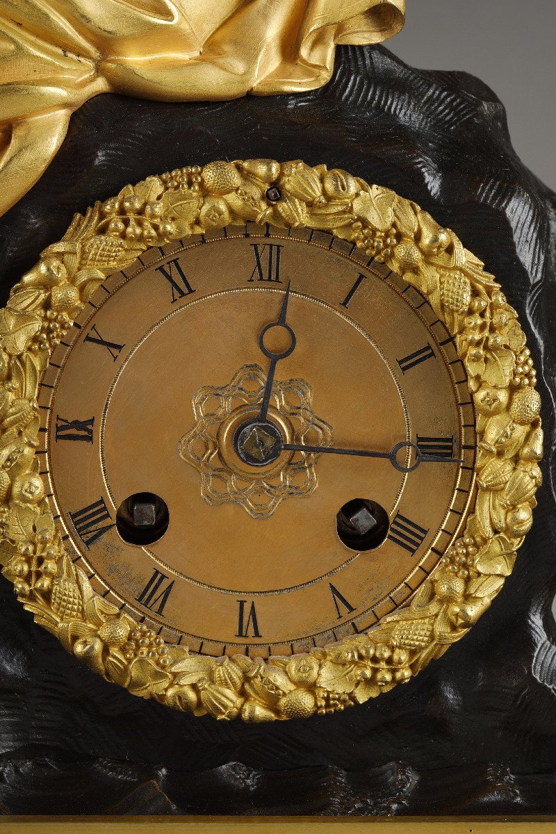 Restoration Period Clock In Gilt Bronze With A Young Woman-photo-4