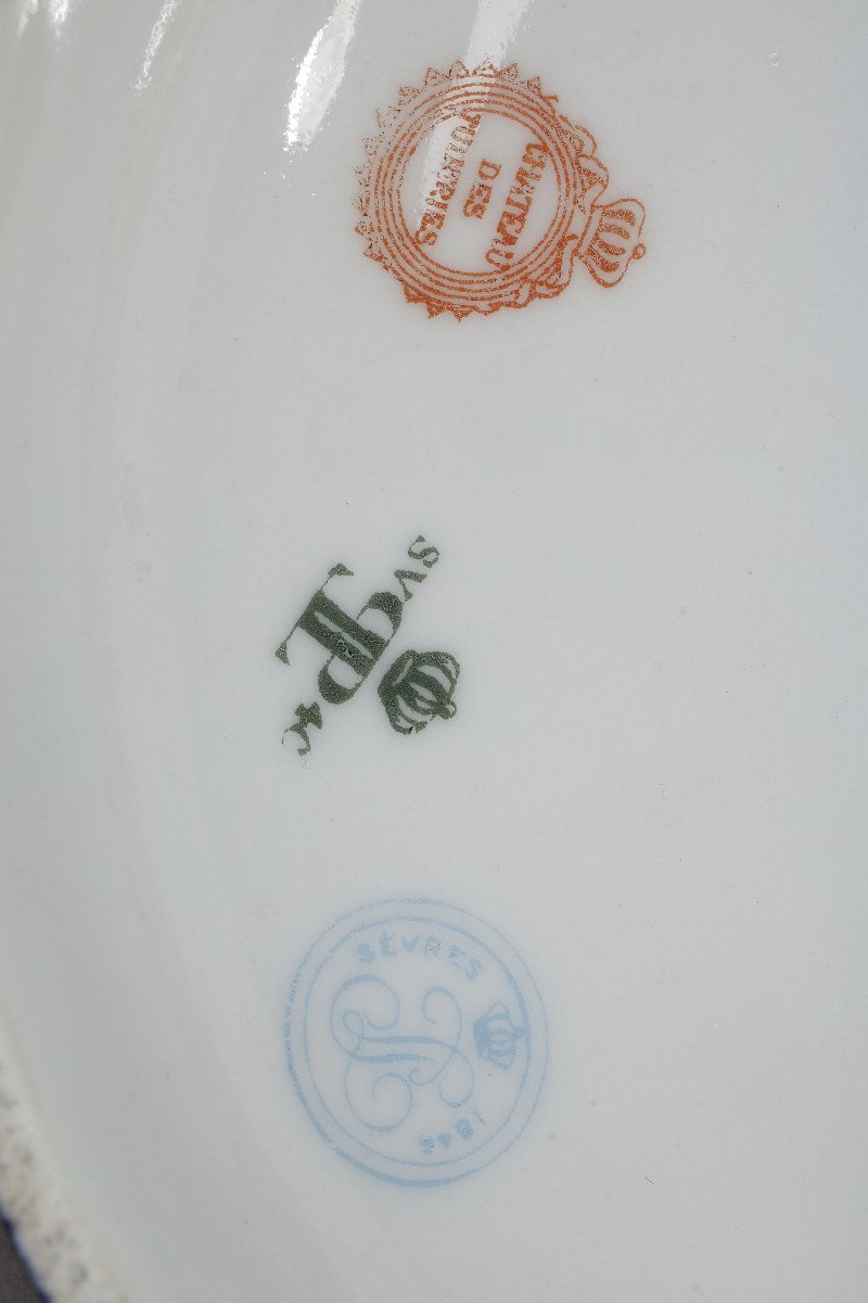 Ensemble Of Sèvres Porcelain Decorated With Putti-photo-7