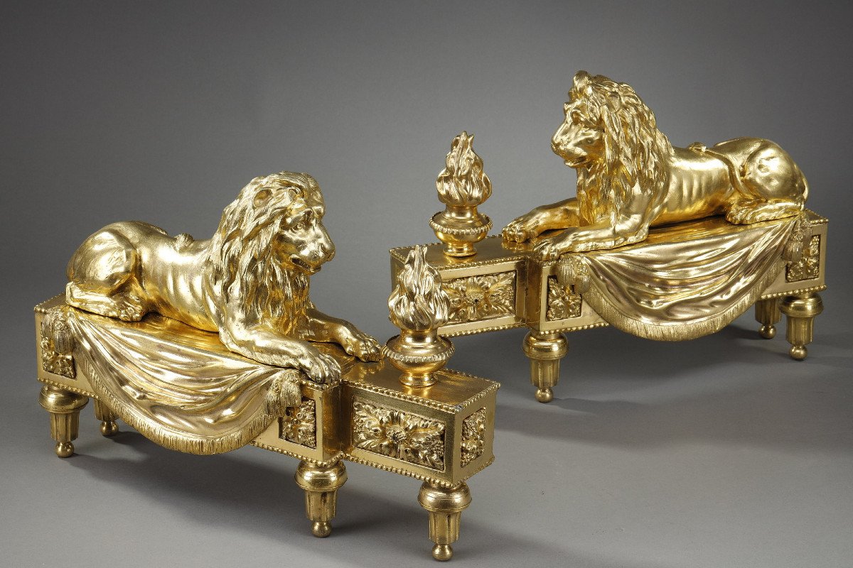 Pair Of Andirons With Lions In Chiseled And Gilded Bronze-photo-3