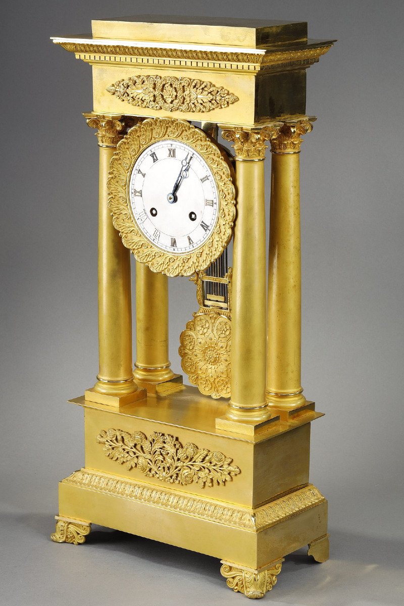 Important Portico Clock In Gilt Bronze, Restoration Period-photo-3