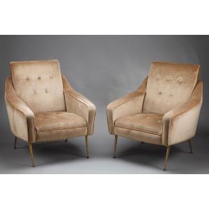 Paire de bergères en velours des années 50