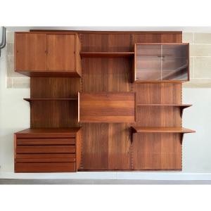 Scandinavian Modular Wall Unit By Poul Cadovius