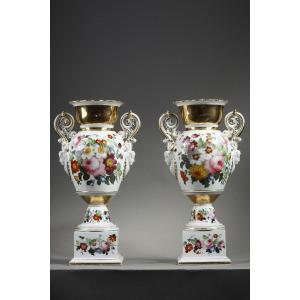 Paire De Vase En Porcelaine De Paris à Décor Floral
