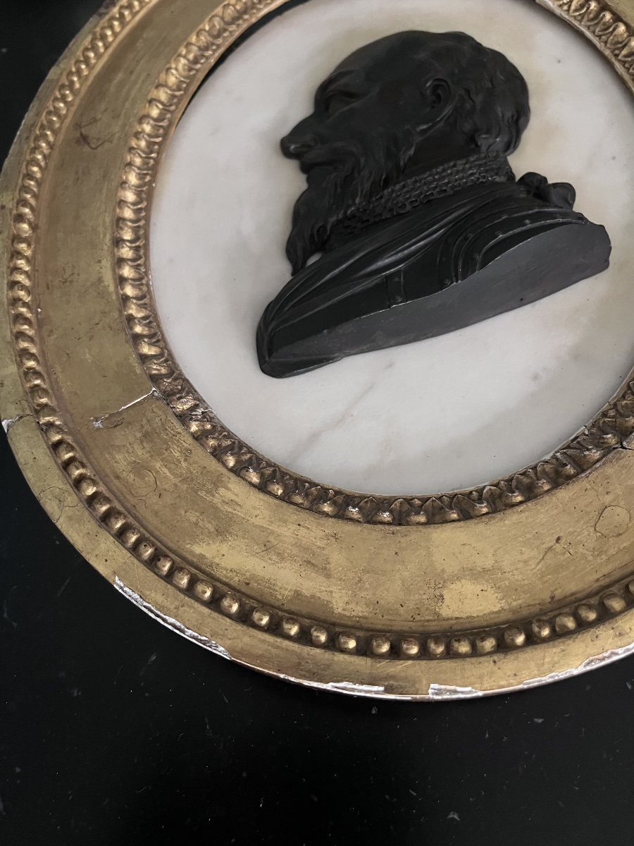 Louis XVI Period Bronze And Marble Medallion After Guillaume Dupré (1576-1643)-photo-2
