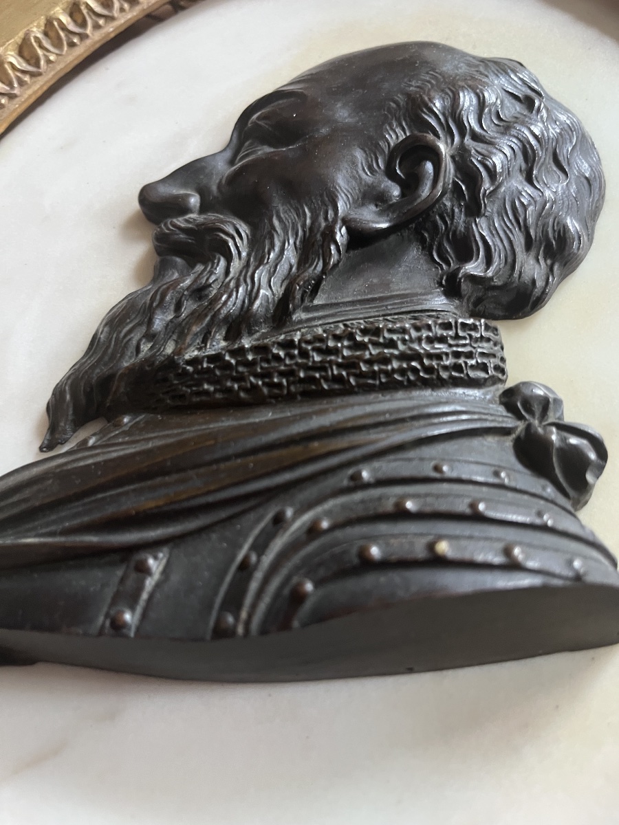 Louis XVI Period Bronze And Marble Medallion After Guillaume Dupré (1576-1643)-photo-3