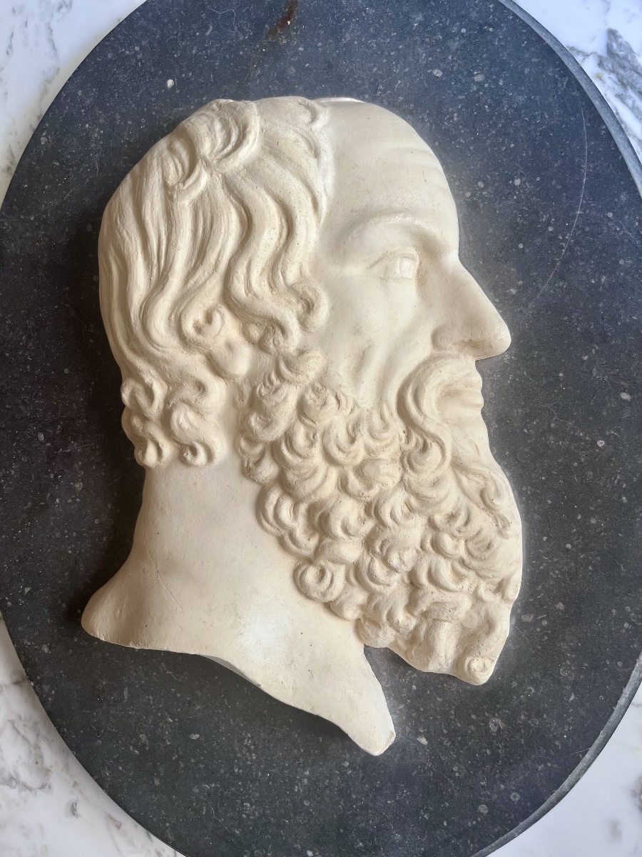 Pair Of Large Plaster And Marble Medallions After Serge Royaux, 20th Century-photo-1