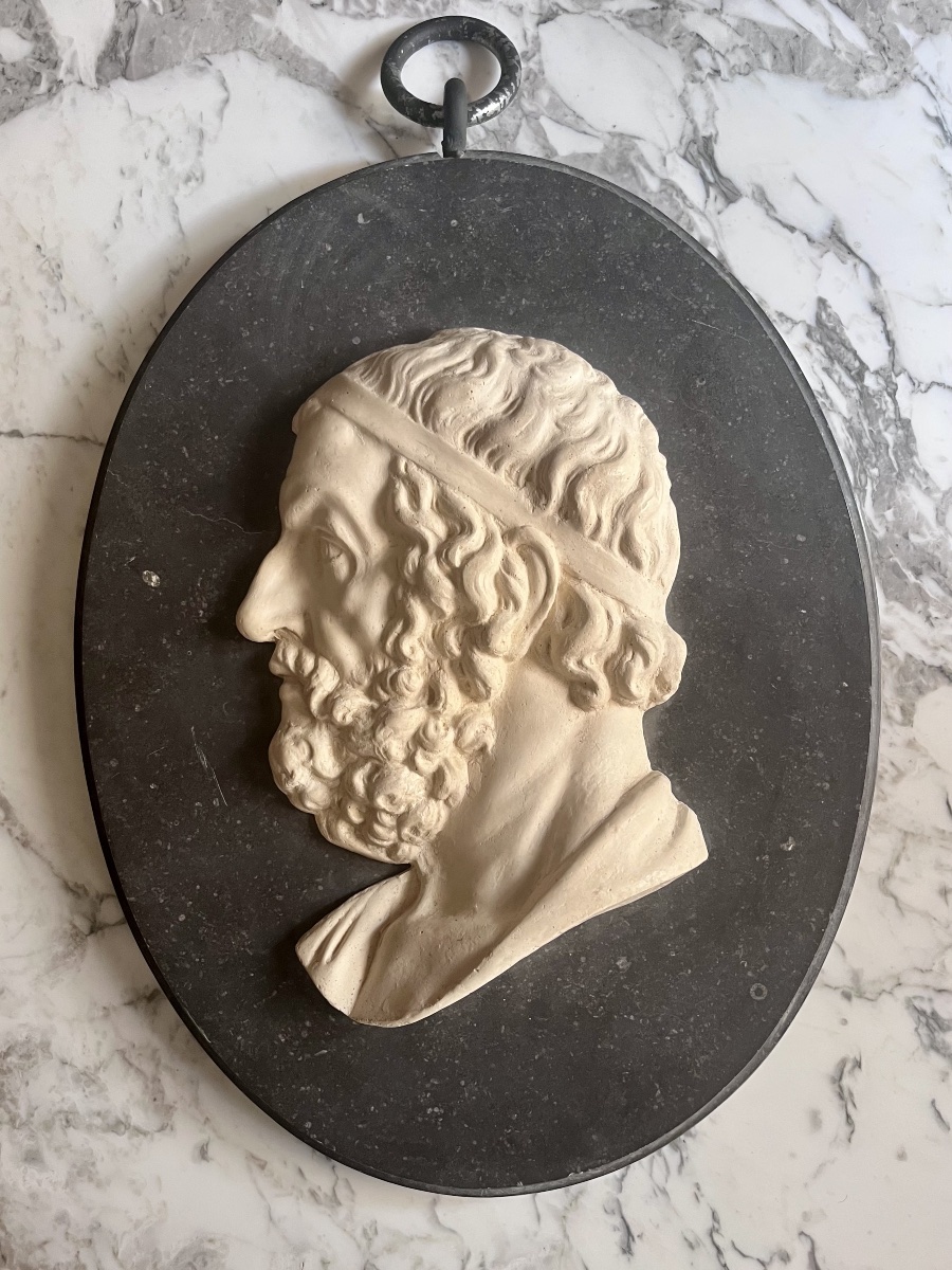 Pair Of Large Plaster And Marble Medallions After Serge Royaux, 20th Century-photo-2