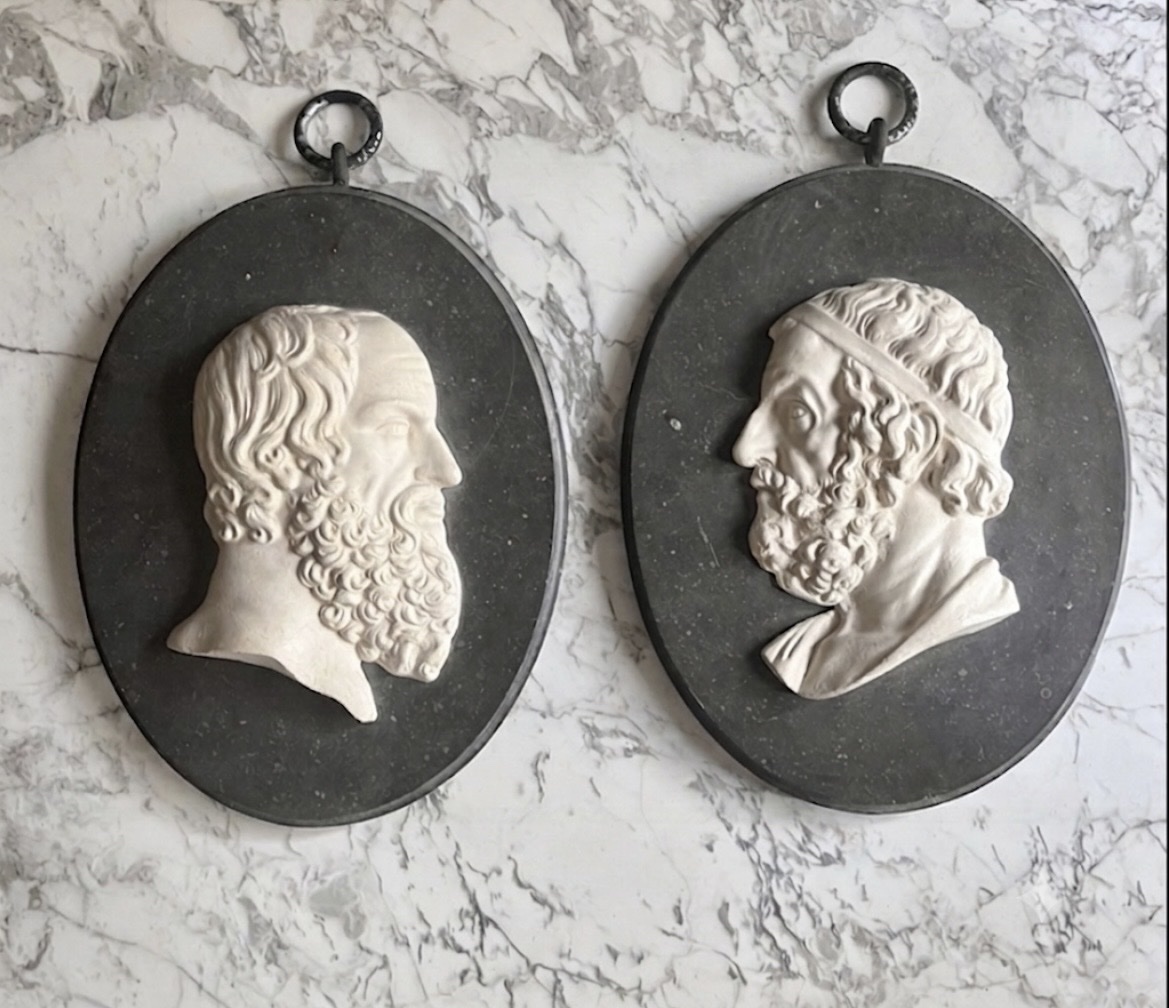 Pair Of Large Plaster And Marble Medallions After Serge Royaux, 20th Century