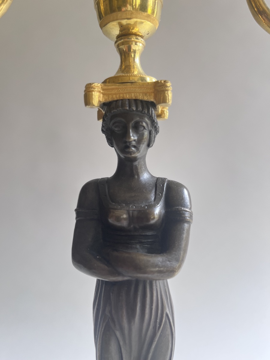 Paire de candélabres Retour d’Egypte aux cariatides en bronze époque Empire (1805-1810)-photo-3