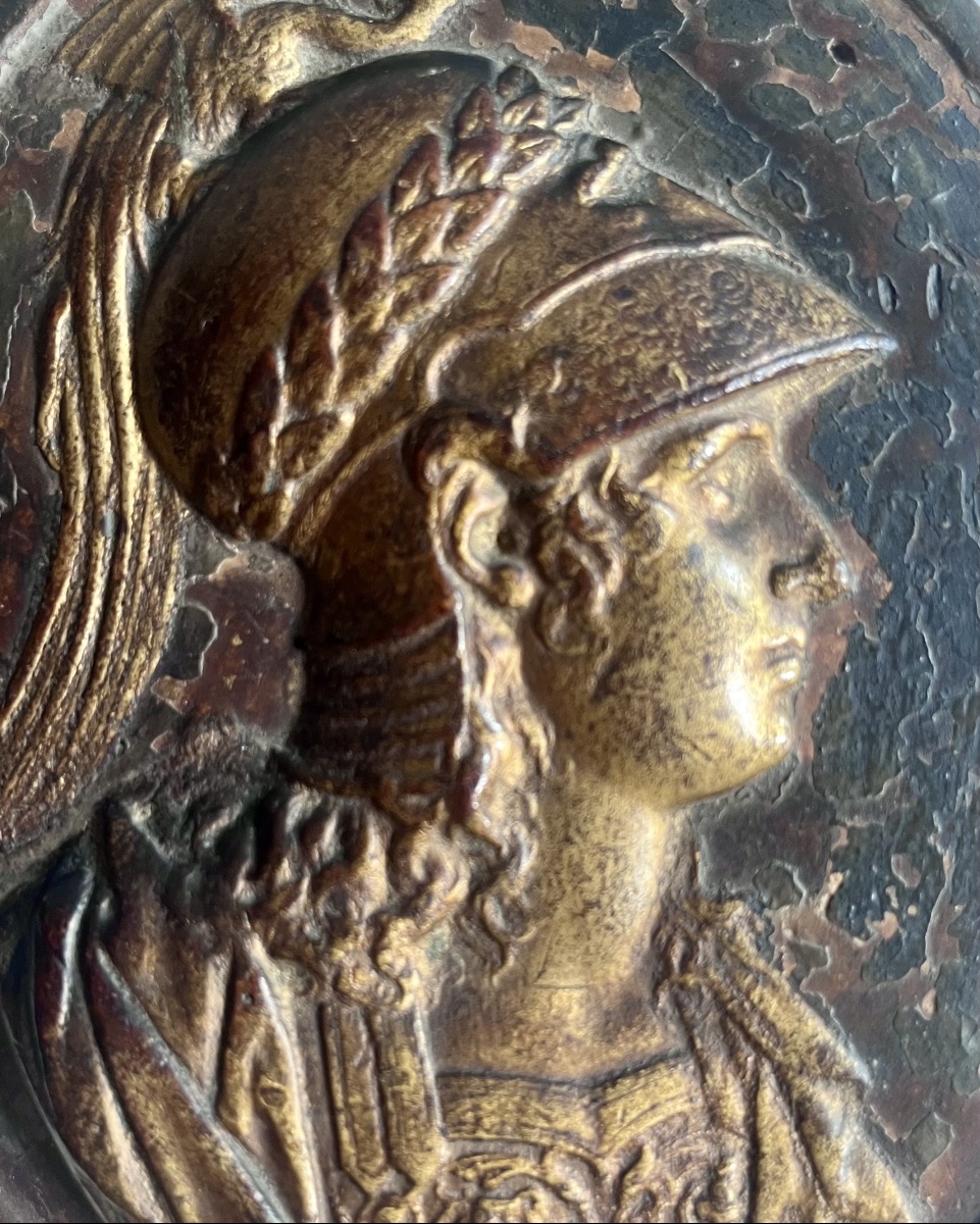 Médaillon ovale en plâtre doré , profil de Minerve/Athena XIXème -photo-2
