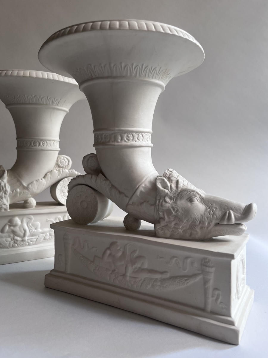 Pair Of Large 19th-century Porcelain Bisque Rhytons With Boar Heads -photo-4