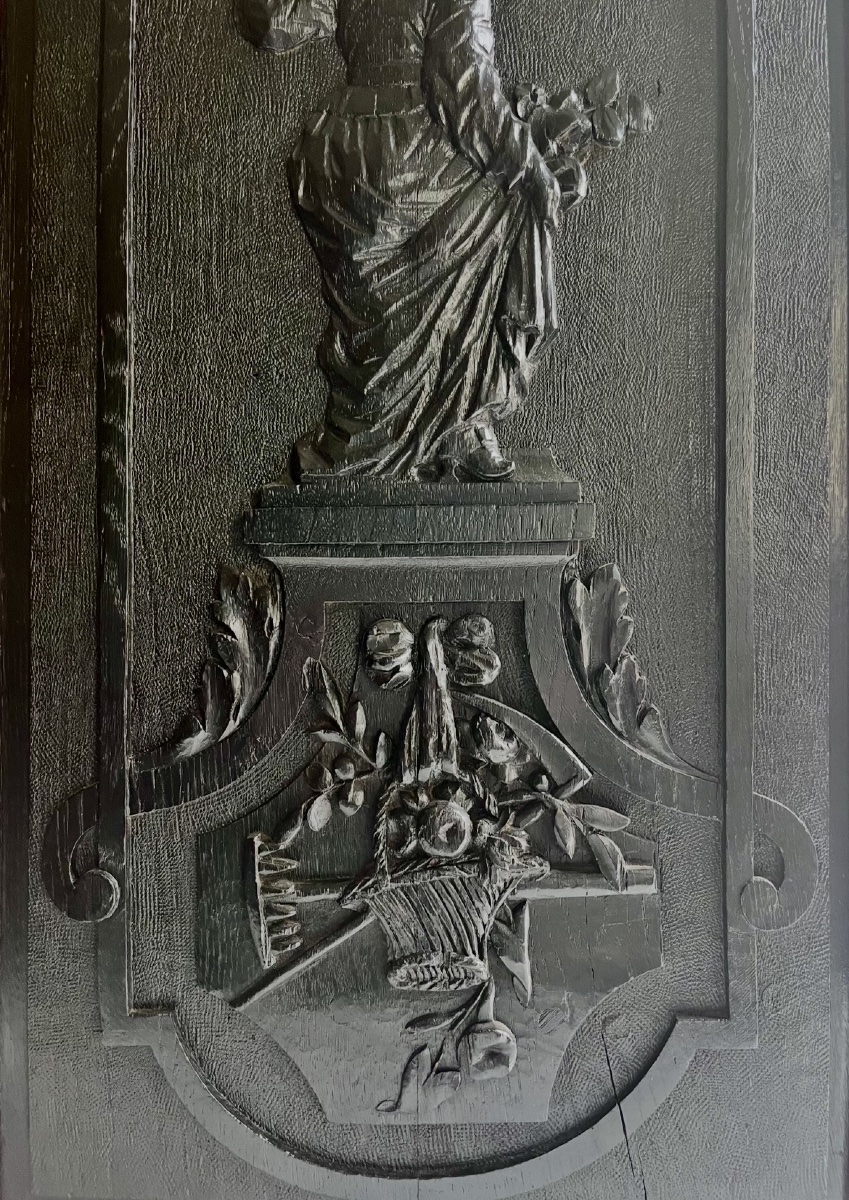 Pair Of Carved Ebony Panels Depicting Allegories Of Spring And Winter, France, 18th Century -photo-4