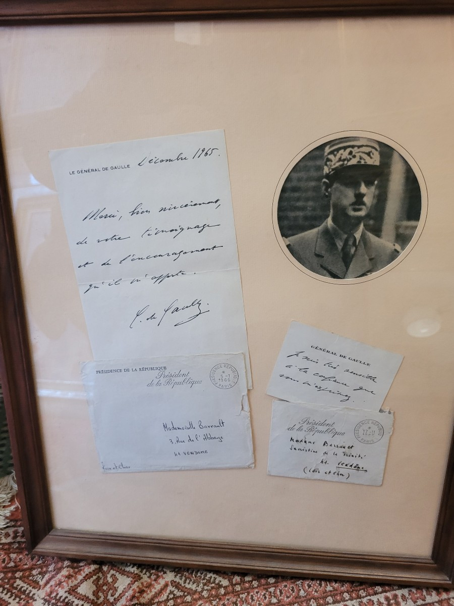 Autograph Letter From General De Gaulle, President 