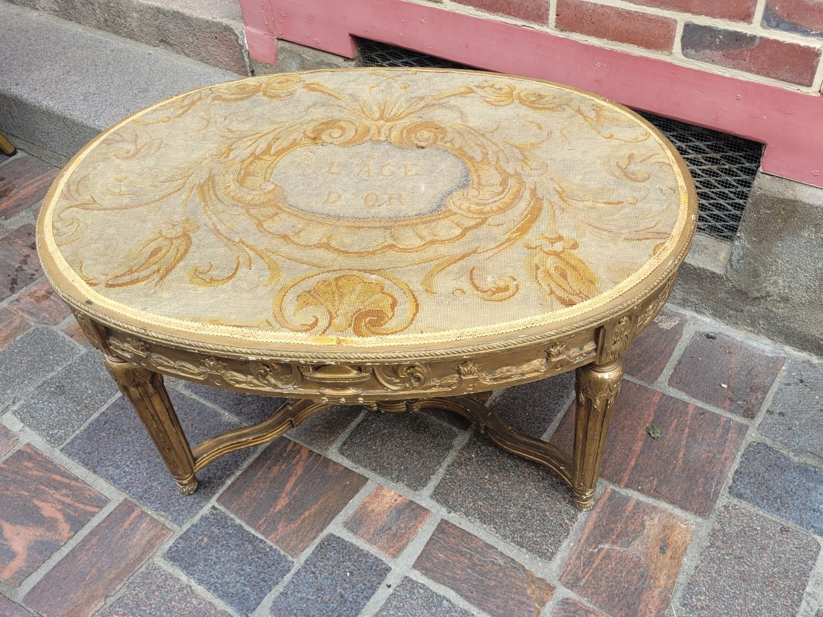 Guéridon  bas en Bois Doré, Style Louis XVI,pp