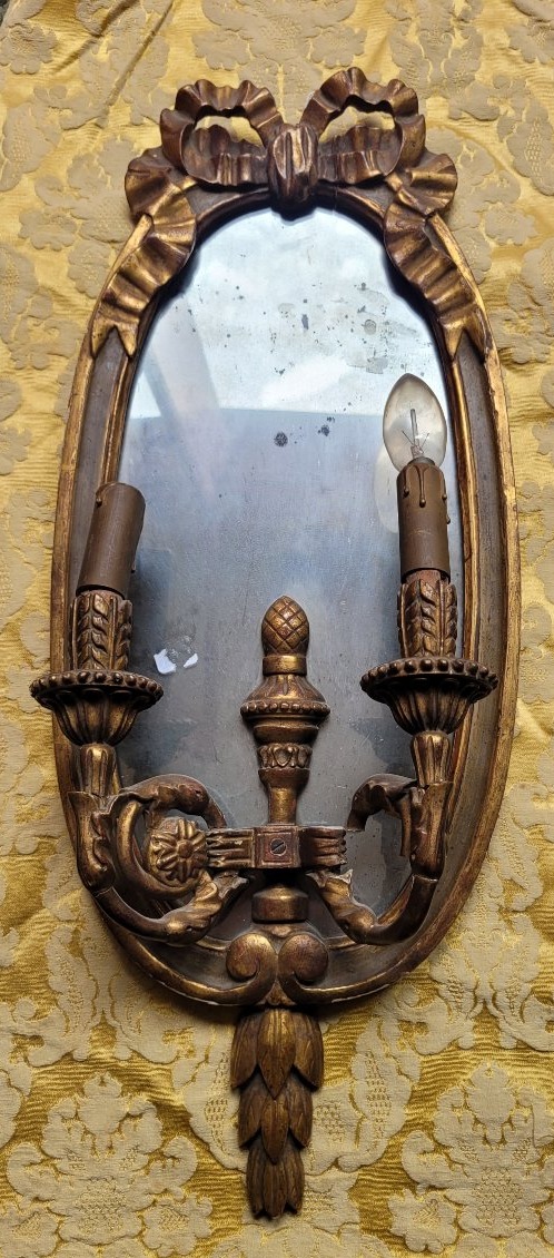 Miroir d appliqué en bois doré 20 eme