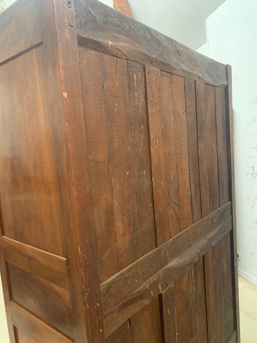 18th Century Walnut Wardrobe-photo-5