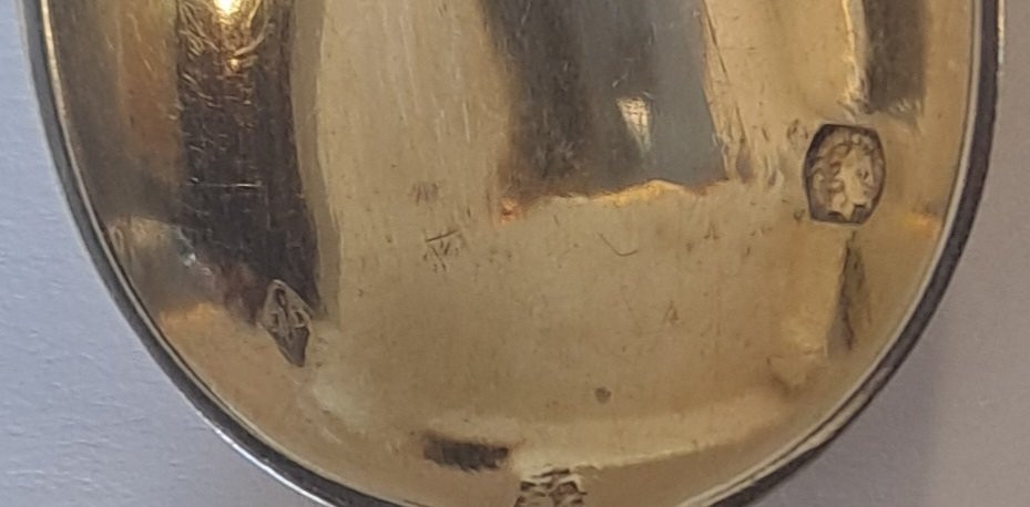 6 petites cuillères chiffrées en argent massif -photo-4