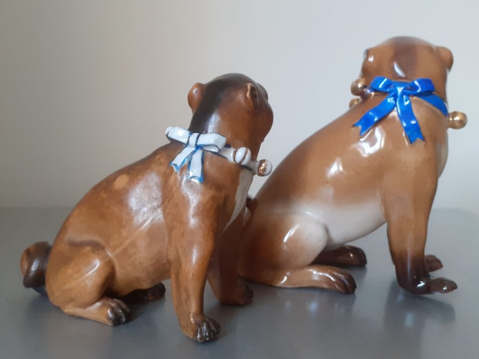 Deux chiens carlins en porcelaine Allemande -photo-2