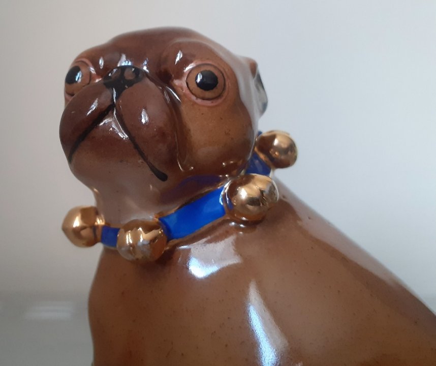 Deux chiens carlins en porcelaine Allemande -photo-1