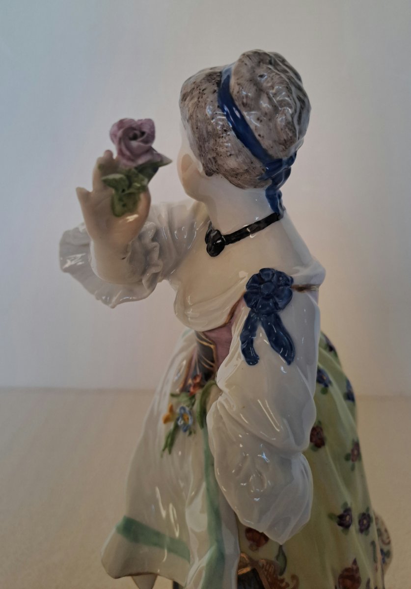 "young Shepherdess Dancing" Porcelain Figurine By Samson -photo-3