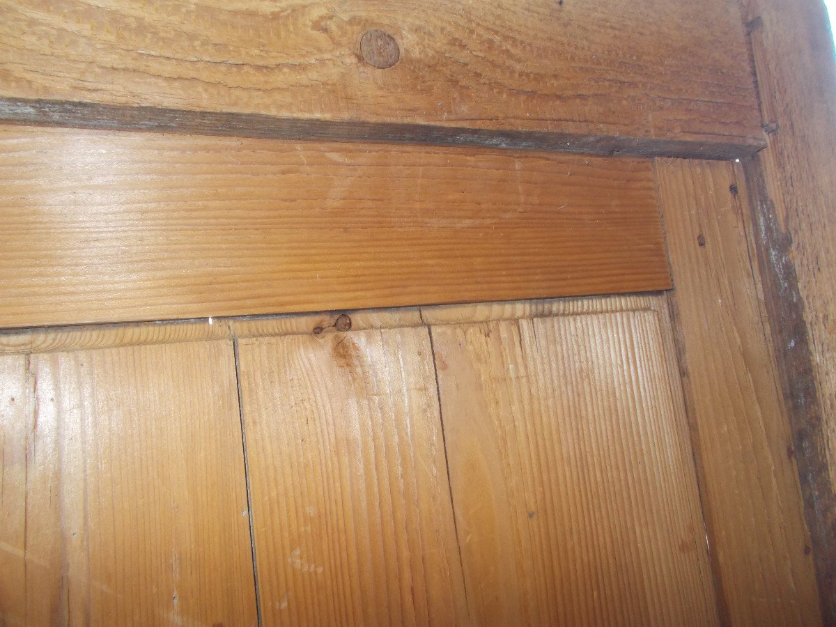 Simple And Friendly Framed Cupboard 18 Eme In Resineux-photo-4
