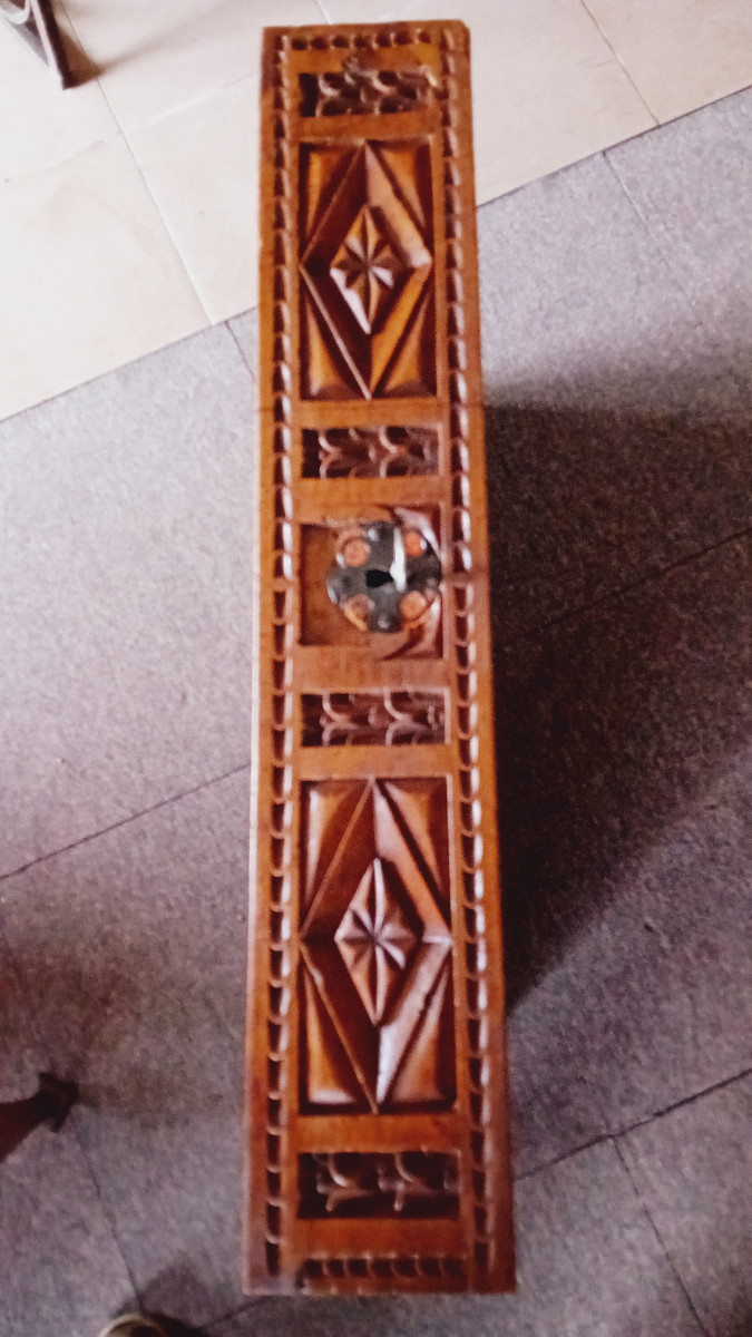 18th Century Spanish Walnut Table-photo-2