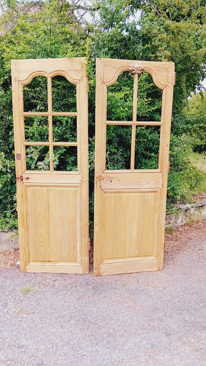 Little Glassed Pair Of Doors