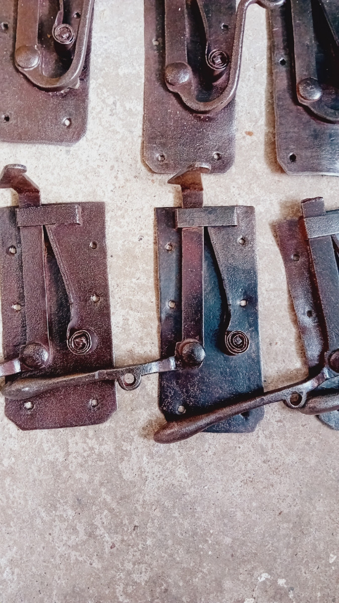 4 Upper And Lower Shutter Locks From The 18th Century-photo-4