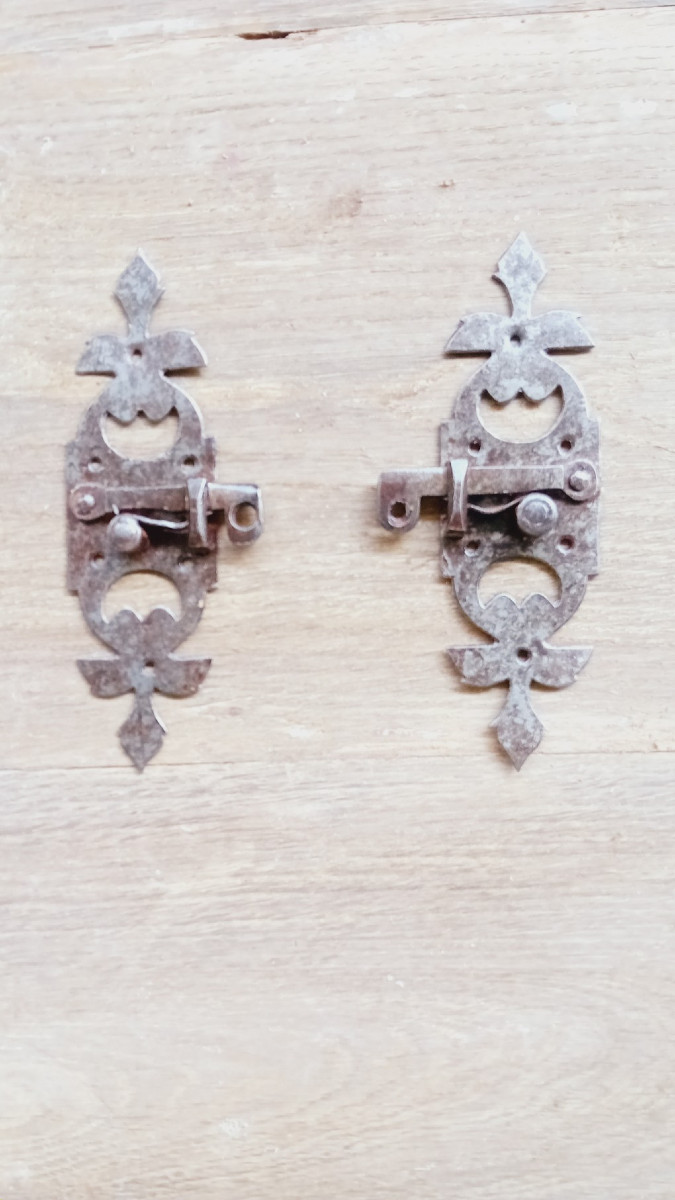 18th Century Wrought Iron High Window Latches Or Interior Shutters-photo-4