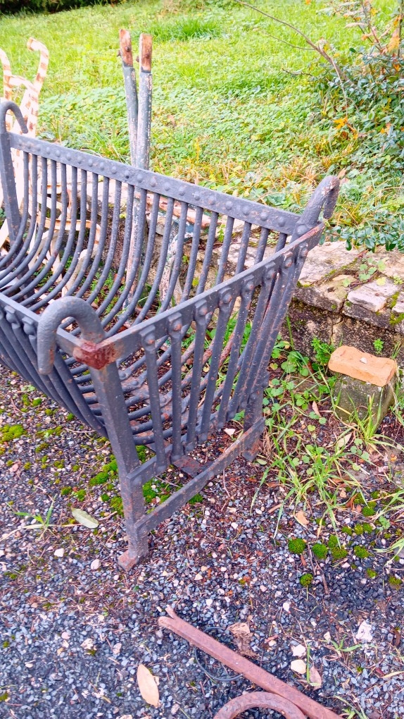 Large Wrought Iron Fire Basket, Rustic 18th-century Firewood-photo-3
