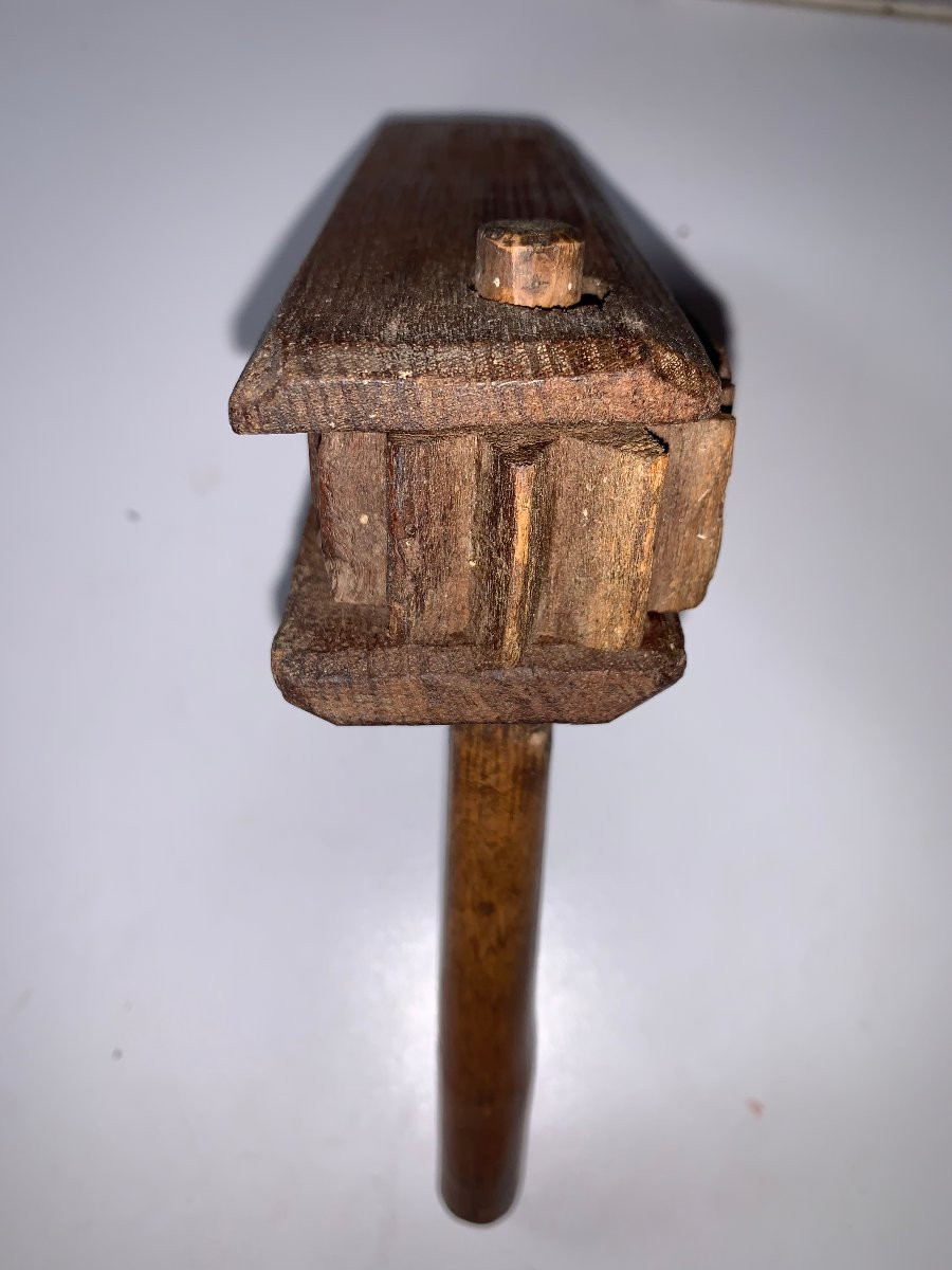 19th Century Mulberry Wood Rattle-photo-4