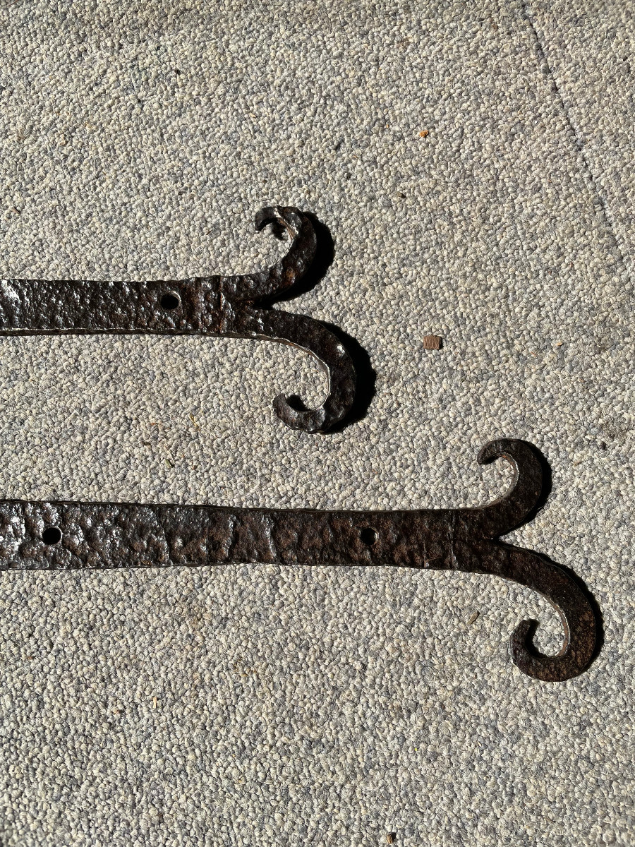 Rare Pair Of 16th Century Hinges-photo-2