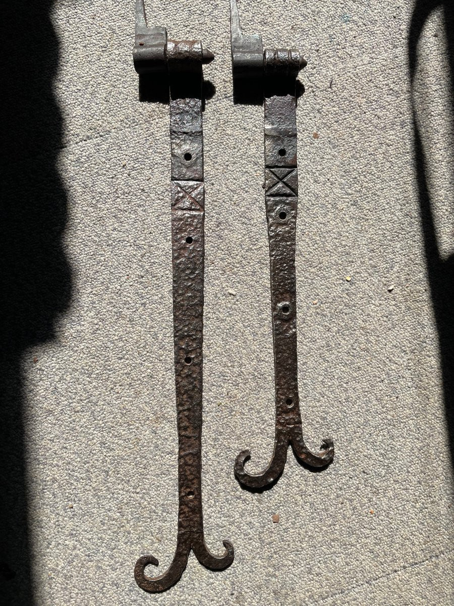 Rare Pair Of 16th Century Hinges-photo-4