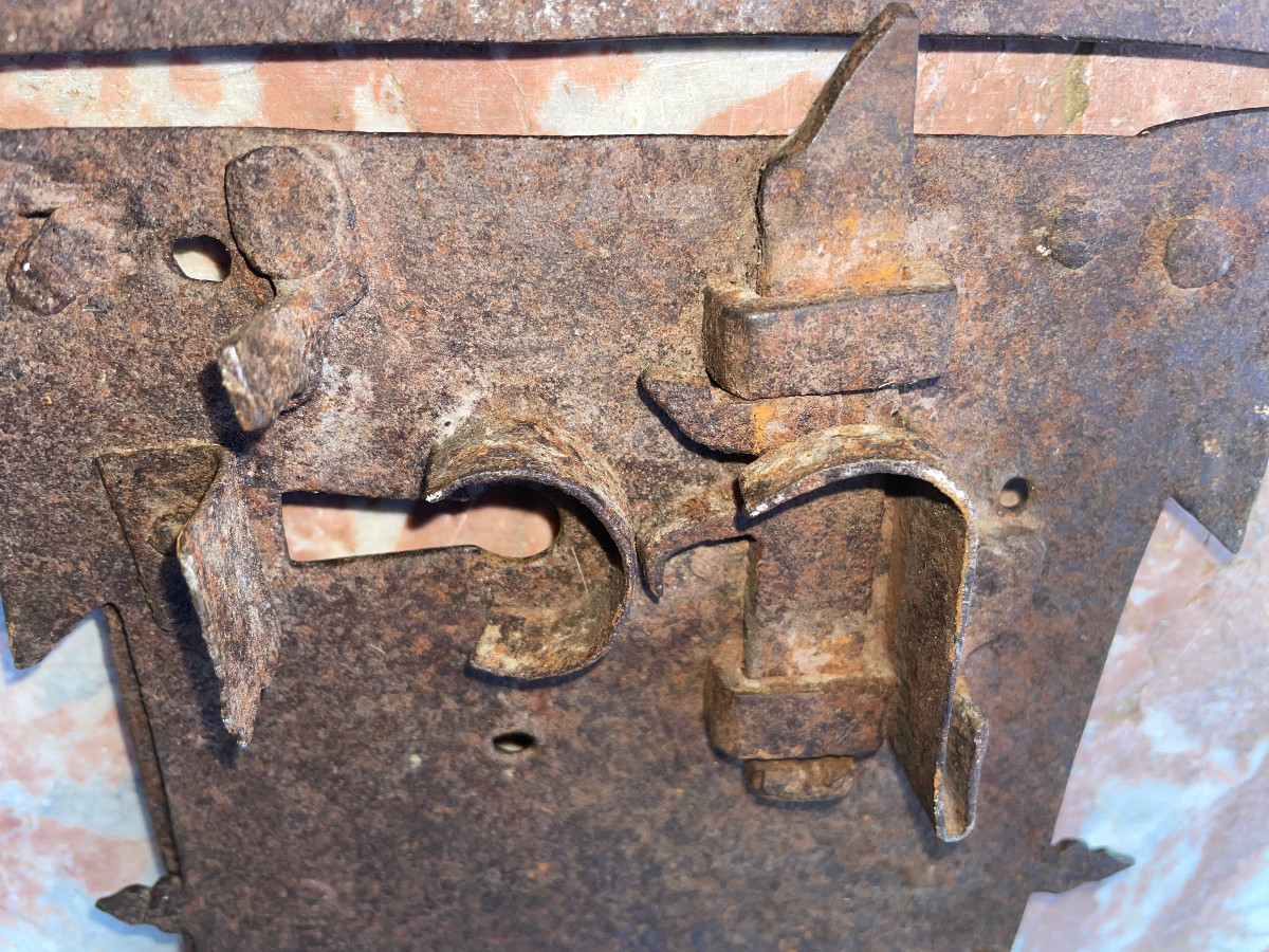 Hasp Lock Face XVIth Century-photo-1