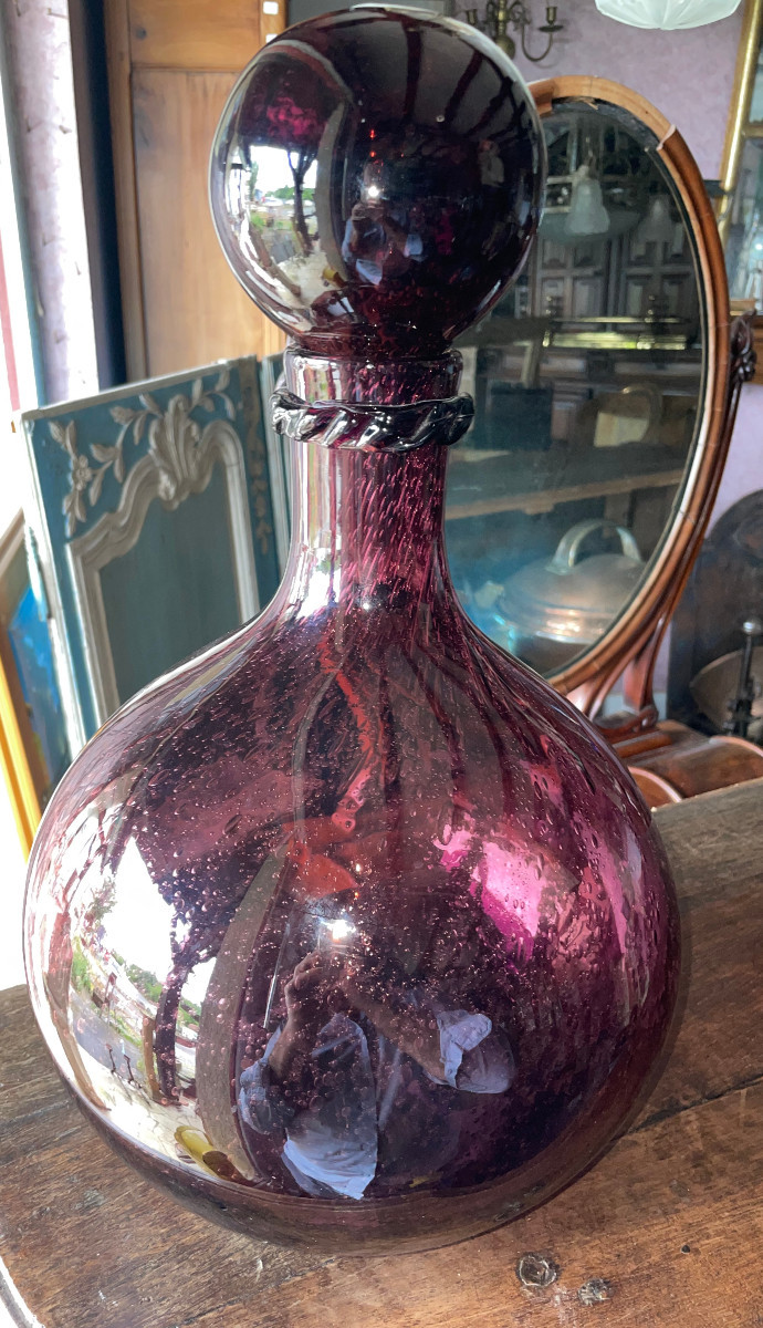 Grande Dame Jeanne Glassworks Biot France