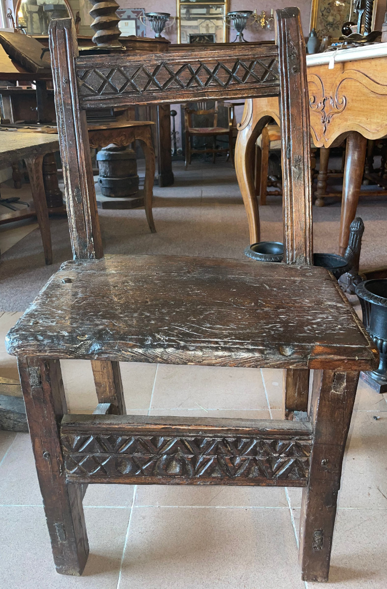 Petite chaise rustique XVIIIe si&egrave;cle