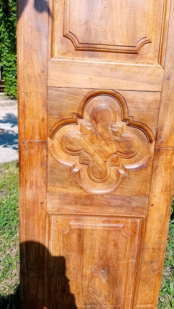 tete de lit, porte louis xiv en noyer 18 eme , regence