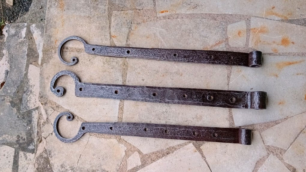 18th-century Wrought-iron Door Hinge Set