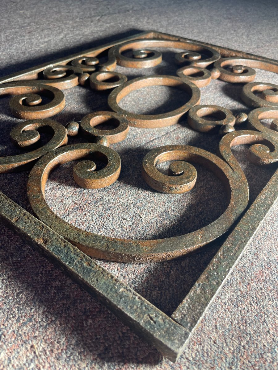 19th-century Wrought-iron Ornament For A Balustrade Or Window Sill-photo-1