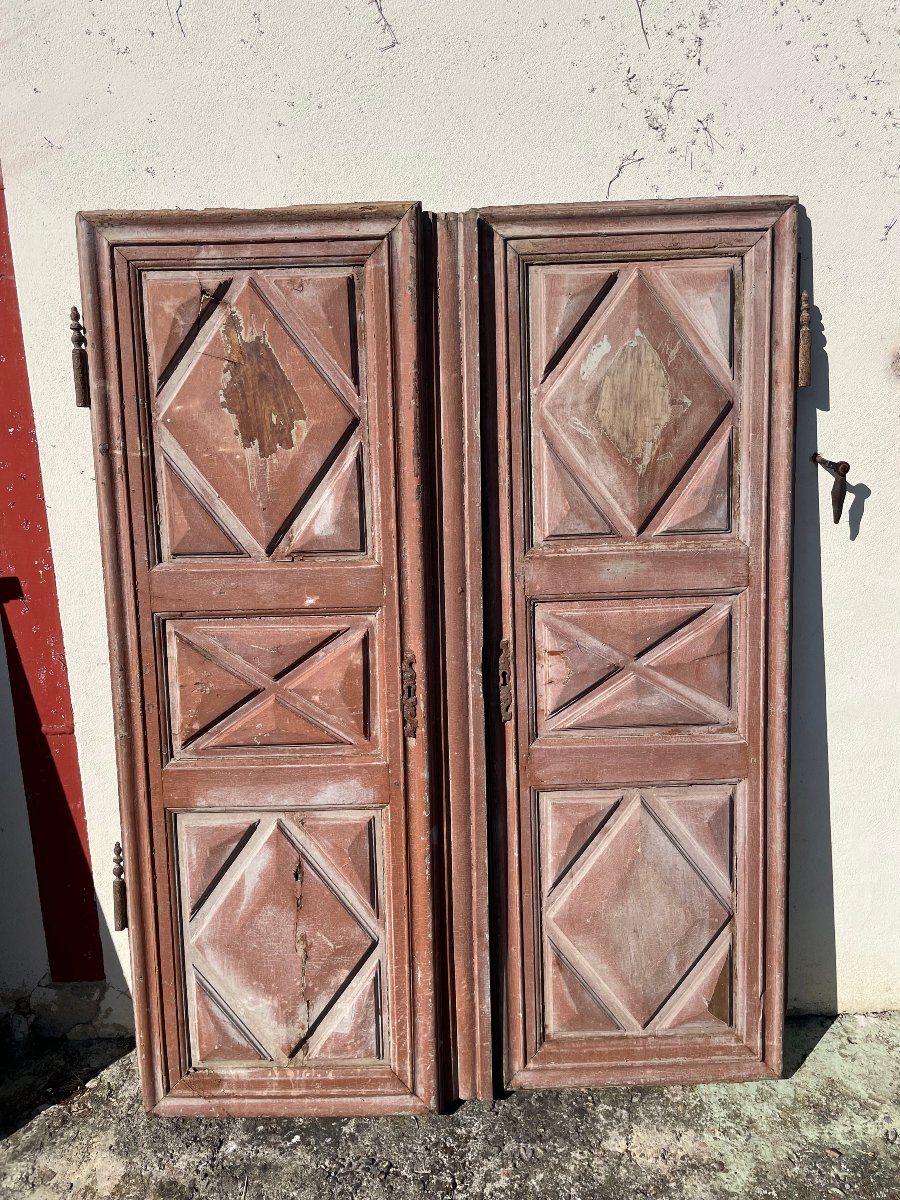 Paire de portes Louis XIII  en noyer  xviieme-photo-4