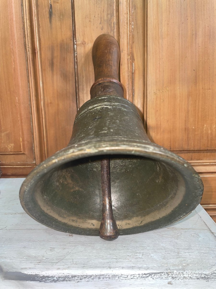 Antique Bell -photo-2