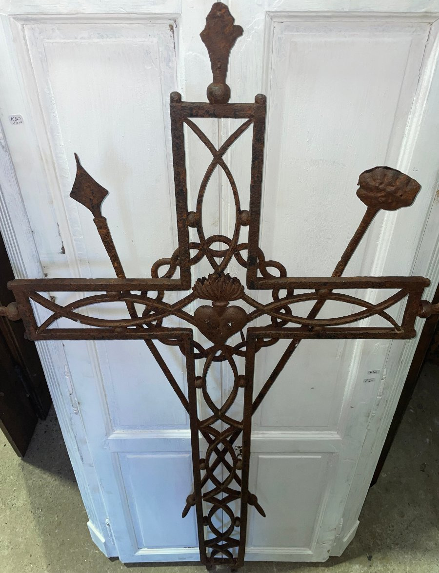 Antique Wrought-iron Cross-photo-1