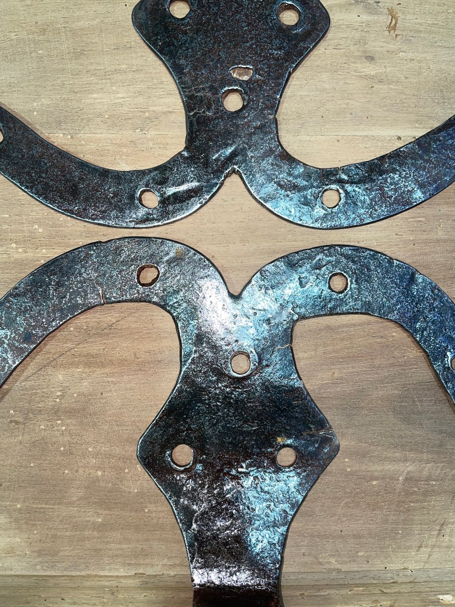 Paires  de  pentures  moustaches  fer   forgé  du  18 eme  siecle -photo-3