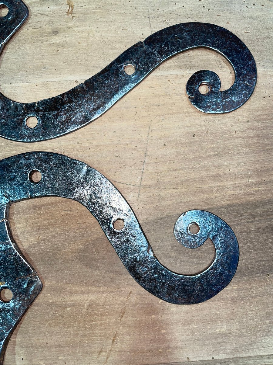 Paires  de  pentures  moustaches  fer   forgé  du  18 eme  siecle -photo-2