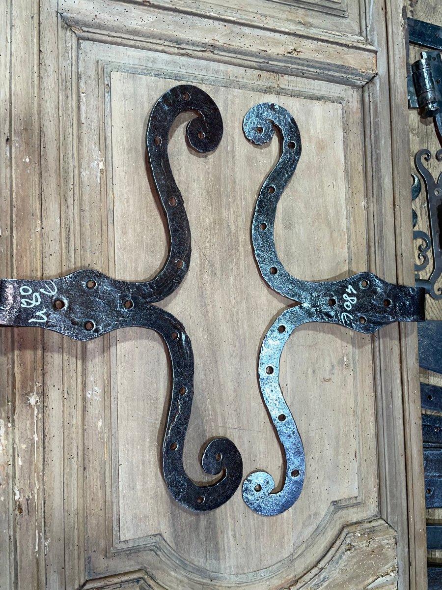 Paires  de  pentures  moustaches  fer   forgé  du  18 eme  siecle -photo-7