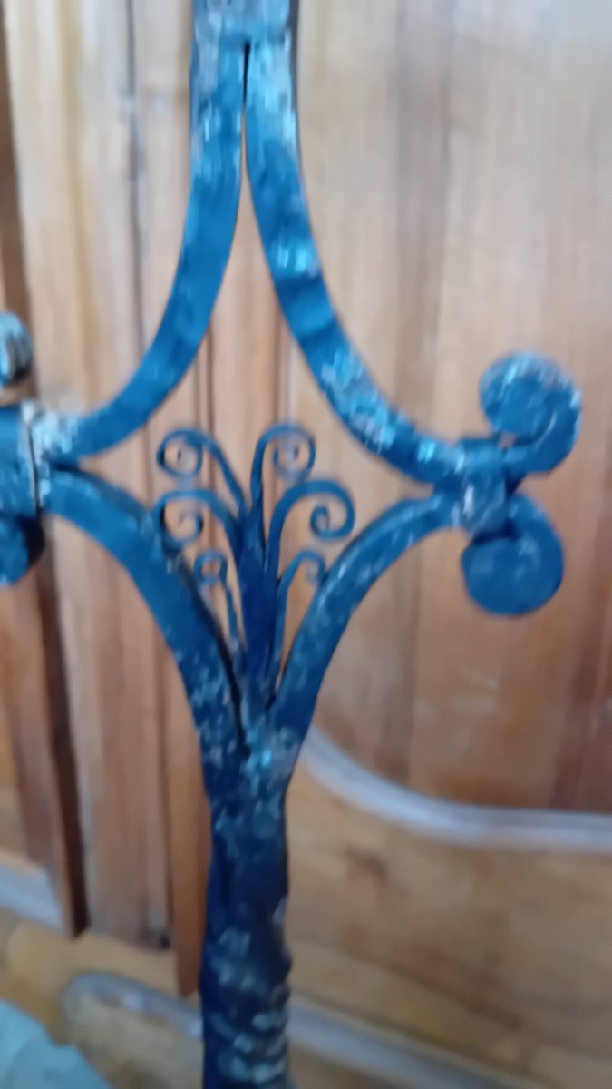 Large 17th-century Wrought-iron Candelabra-photo-1