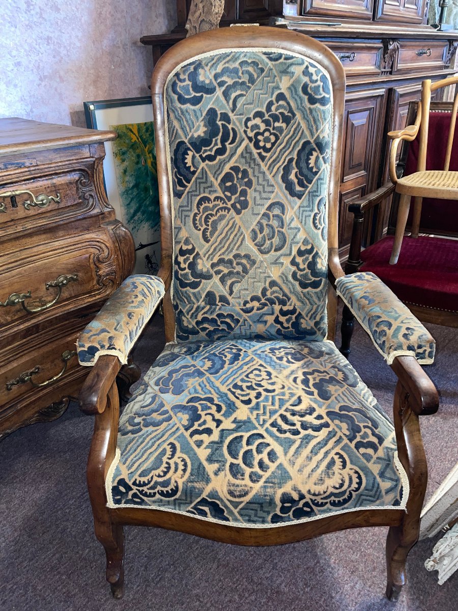 19th-century Voltaire Armchair In Walnut 