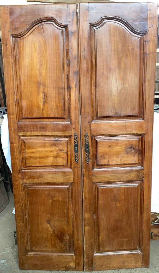  Pair Of Doors, 18th-century Woodwork. Very Beautiful Antique Doors