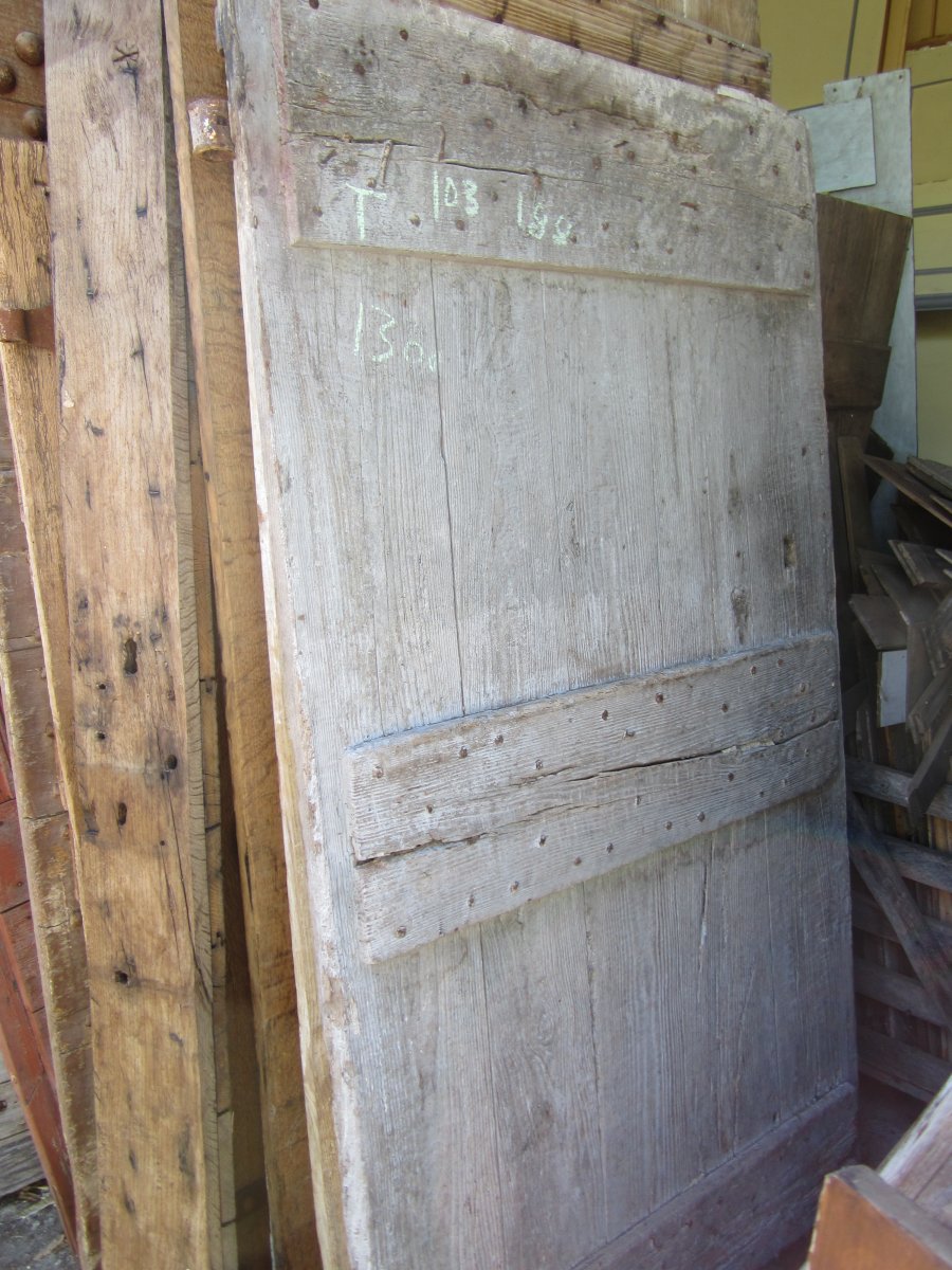 Old Door In Oak. Sixteenth-photo-1