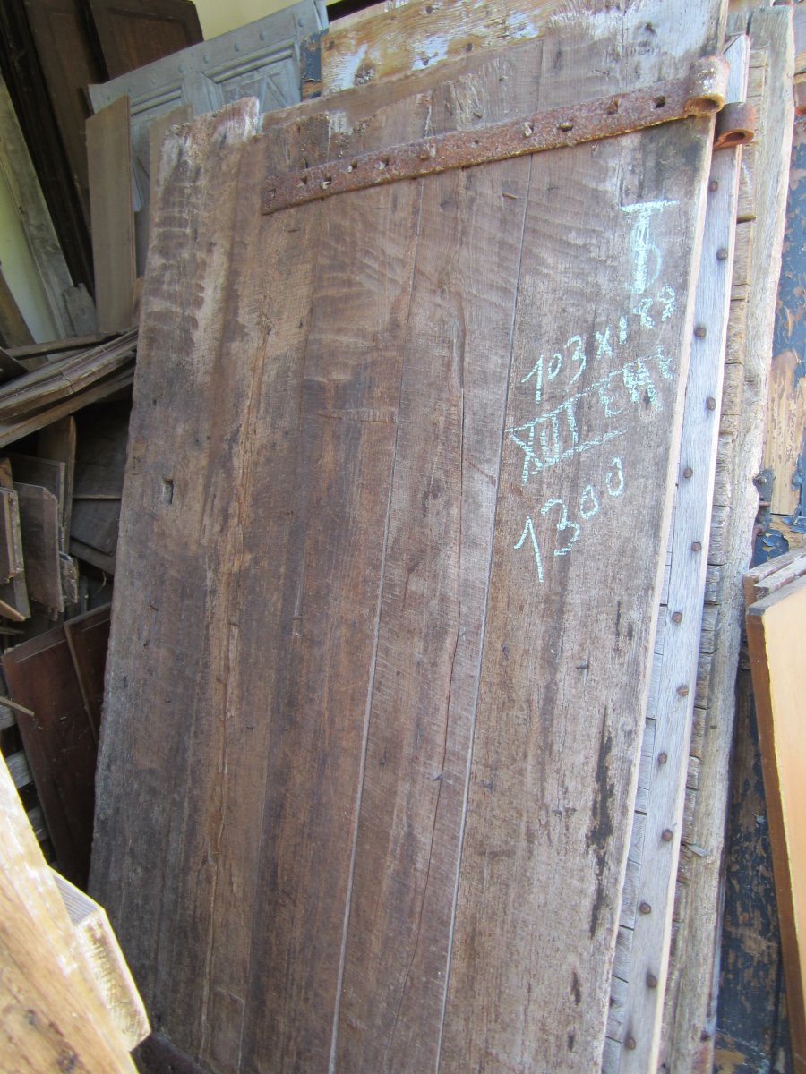 Old Door In Oak. Sixteenth